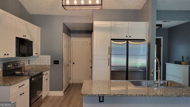 2140 Summerset Drive, Monroe, GA 30656