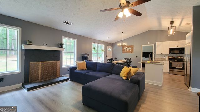 2140 Summerset Drive, Monroe, GA 30656