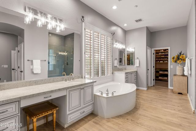 27557 N 61ST Place, Scottsdale, AZ 85266