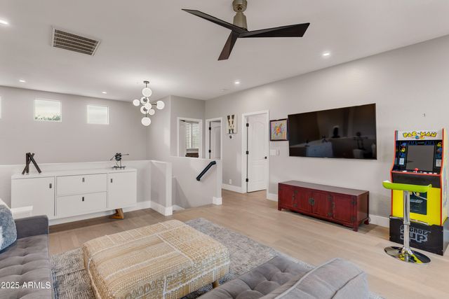 27557 N 61ST Place, Scottsdale, AZ 85266