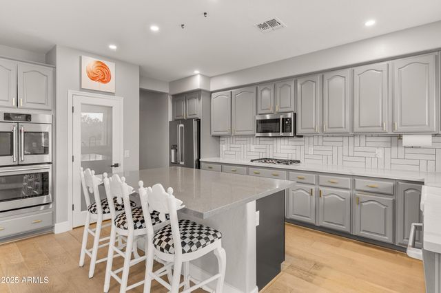 27557 N 61ST Place, Scottsdale, AZ 85266