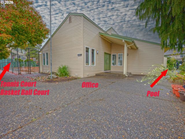 445 N HAYDEN BAY Dr, Portland, OR 97217