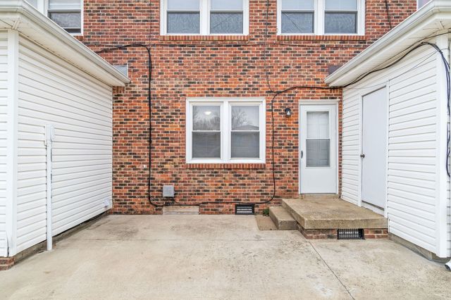 219 Taft Dr Apt 2, Clarksville, TN 37042
