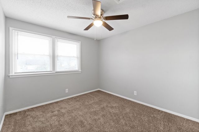 219 Taft Dr Apt 2, Clarksville, TN 37042