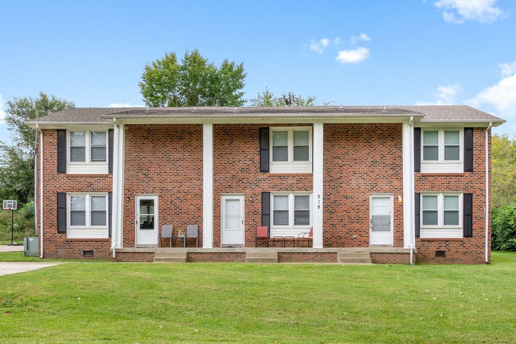 219 Taft Dr Apt 2, Clarksville, TN 37042