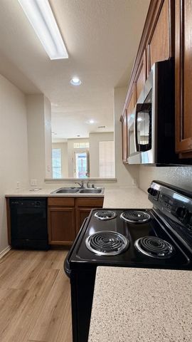 2205 Stoneleigh Place, Mckinney, TX 75071