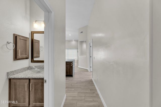 13729 LAGO VISTA Avenue, Horizon City, TX 79928