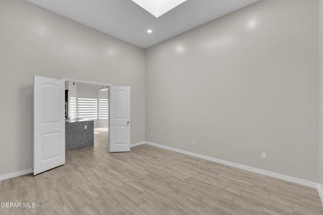 13729 LAGO VISTA Avenue, Horizon City, TX 79928