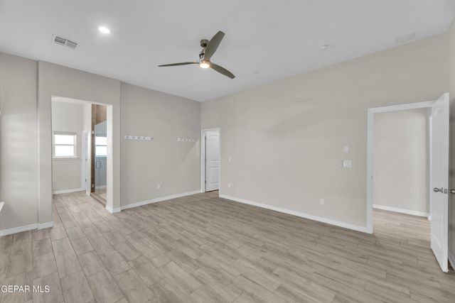 13729 LAGO VISTA Avenue, Horizon City, TX 79928