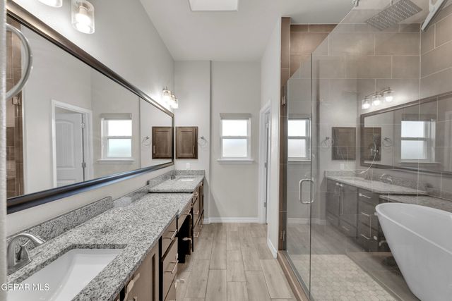 13729 LAGO VISTA Avenue, Horizon City, TX 79928