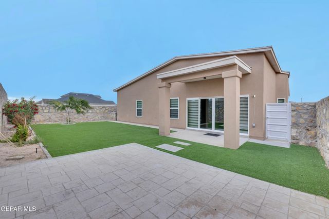 13729 LAGO VISTA Avenue, Horizon City, TX 79928