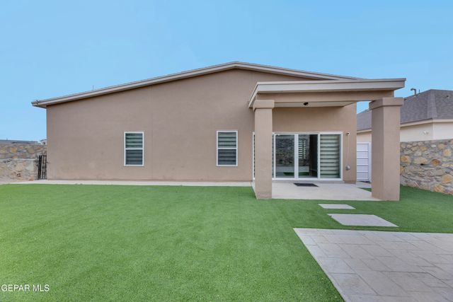 13729 LAGO VISTA Avenue, Horizon City, TX 79928