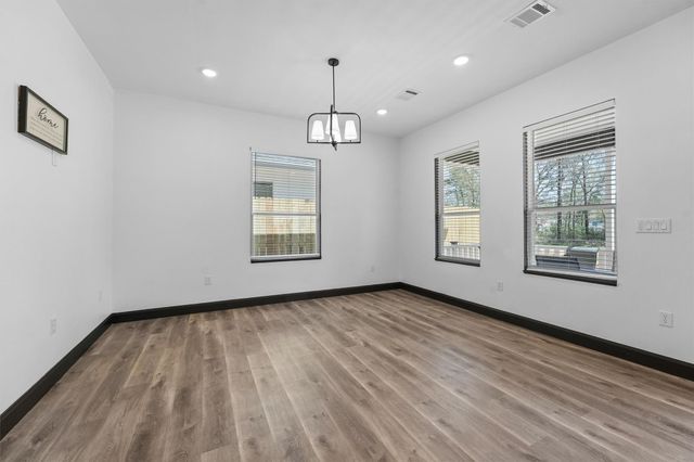 210 Canary Street, Point Blank, TX 77364