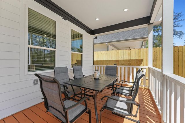 210 Canary Street, Point Blank, TX 77364