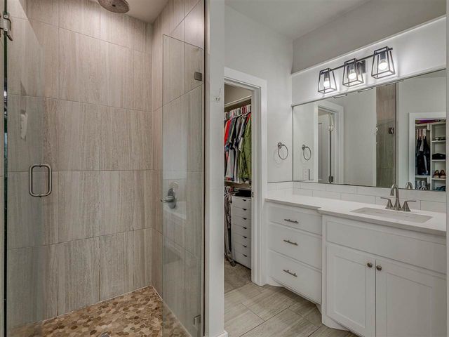 13630 NE Cornwallis Dr, Elgin, OK 73538