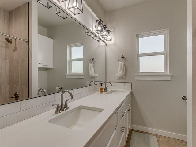 13630 NE Cornwallis Dr, Elgin, OK 73538