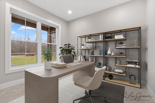 10048 Barberry Lane, Howard City, MI 49329