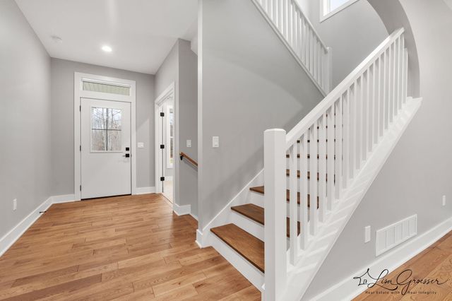 10048 Barberry Lane, Howard City, MI 49329