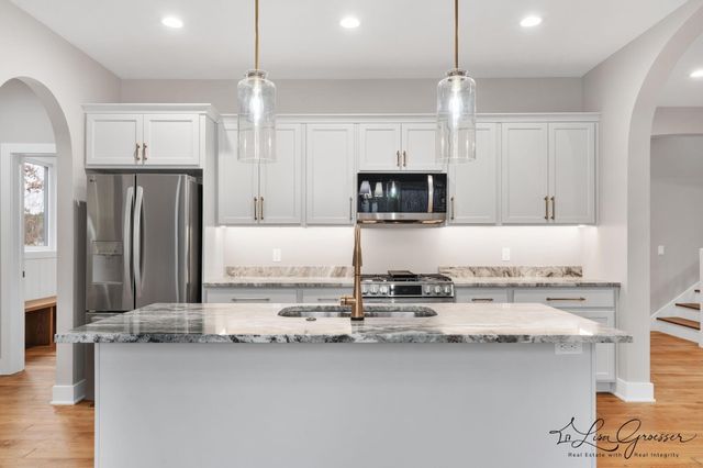 10048 Barberry Lane, Howard City, MI 49329