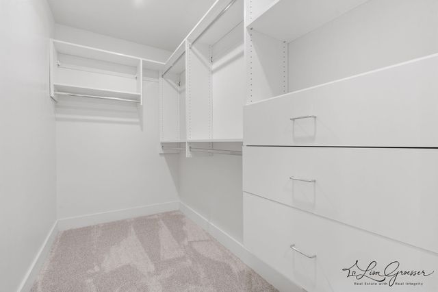 10048 Barberry Lane, Howard City, MI 49329