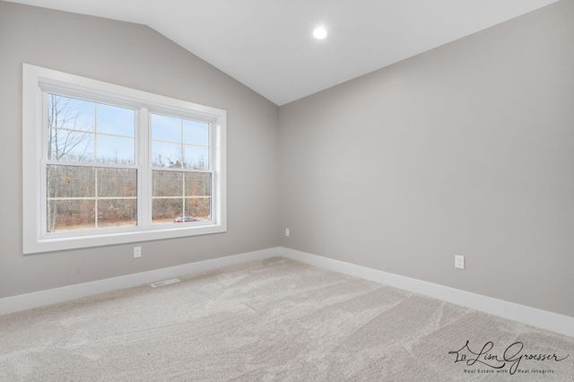 10048 Barberry Lane, Howard City, MI 49329