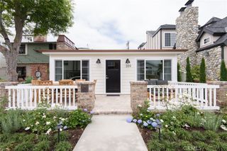 209 Opal, Newport Beach, CA 92662