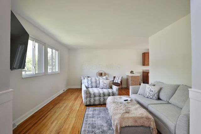 1363 Castleton Road N, Columbus, OH 43220