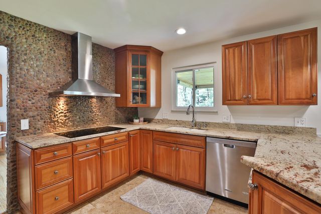 1363 Castleton Road N, Columbus, OH 43220
