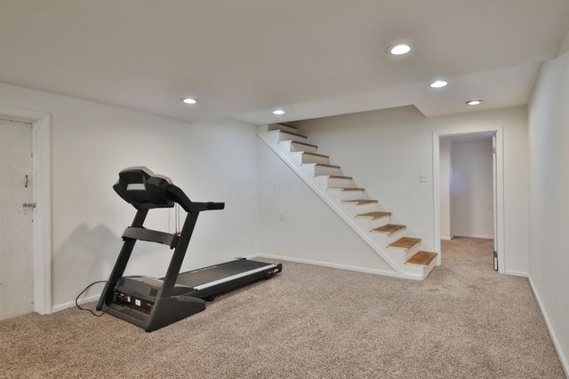 1363 Castleton Road N, Columbus, OH 43220