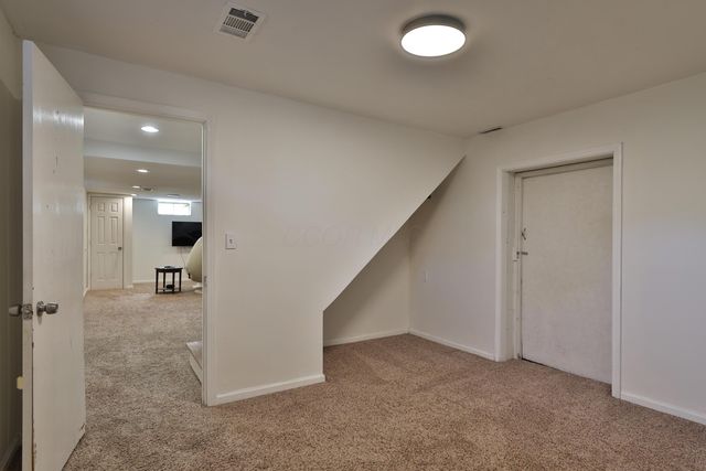1363 Castleton Road N, Columbus, OH 43220