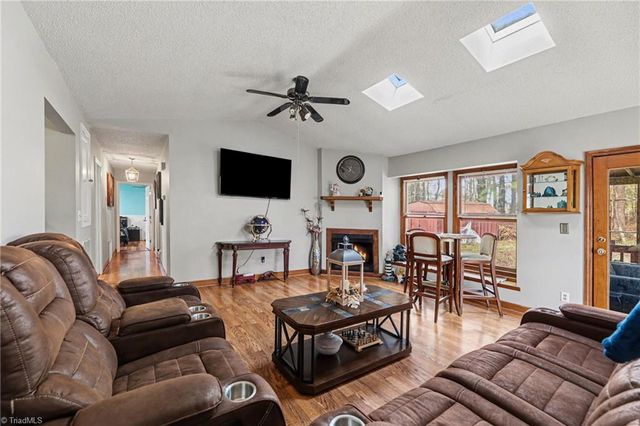 3738 Amber Way, Archdale, NC 27263