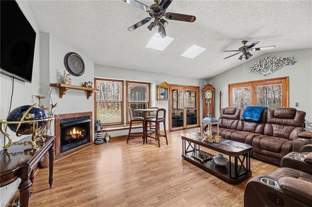 3738 Amber Way, Archdale, NC 27263