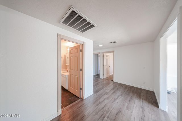 934 E Whitton Avenue, Phoenix, AZ 85014