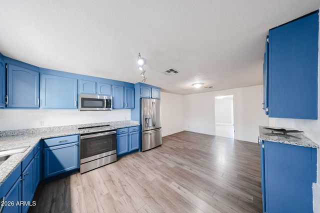 934 E Whitton Avenue, Phoenix, AZ 85014
