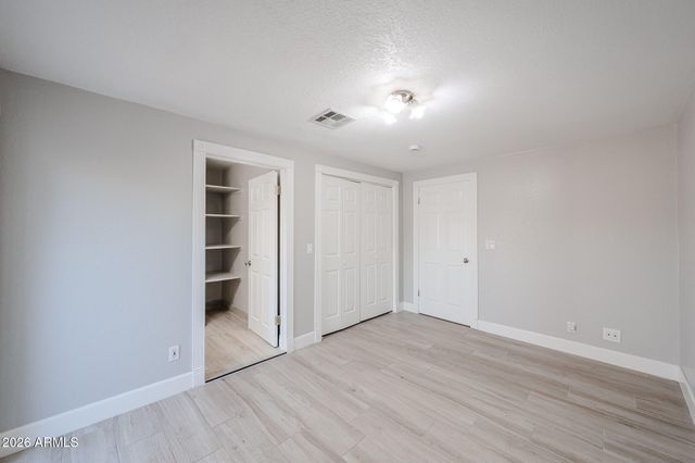 934 E Whitton Avenue, Phoenix, AZ 85014