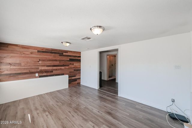 934 E Whitton Avenue, Phoenix, AZ 85014