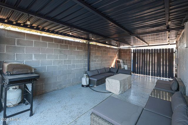 934 E Whitton Avenue, Phoenix, AZ 85014