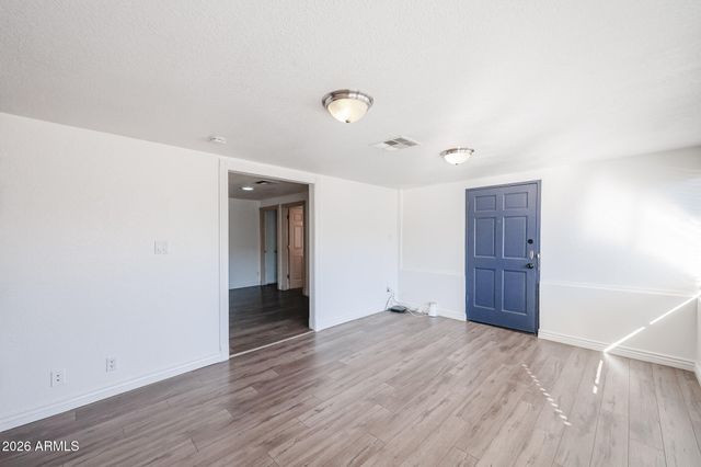 934 E Whitton Avenue, Phoenix, AZ 85014
