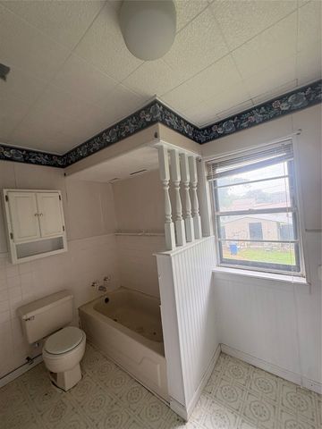529 Janie Lane, Burleson, TX 76028
