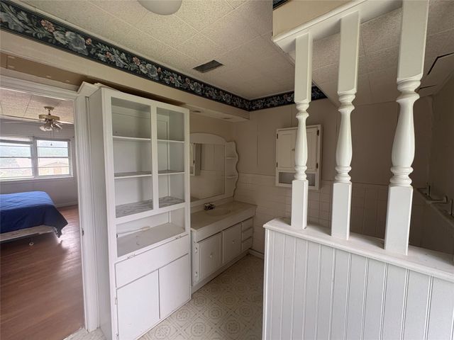 529 Janie Lane, Burleson, TX 76028