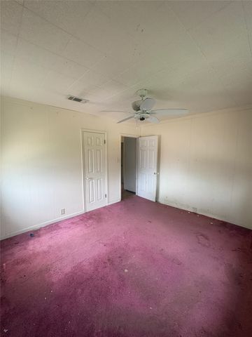 529 Janie Lane, Burleson, TX 76028