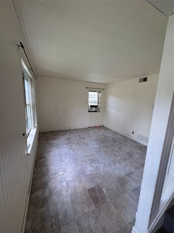 529 Janie Lane, Burleson, TX 76028