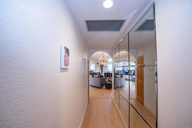 2715 S Centre City Parkway, Escondido, CA 92025
