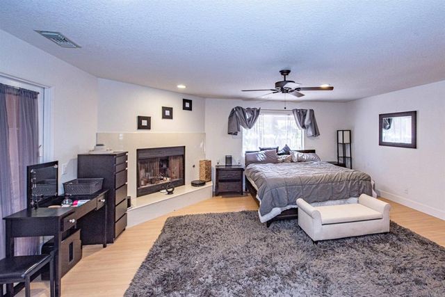 2715 S Centre City Parkway, Escondido, CA 92025