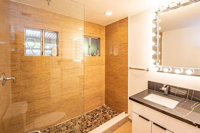 2715 S Centre City Parkway, Escondido, CA 92025