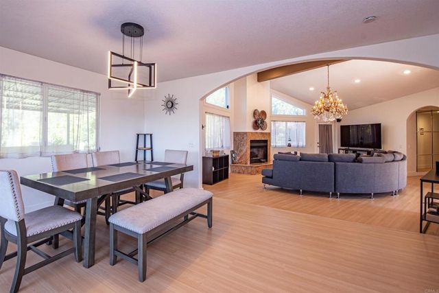 2715 S Centre City Parkway, Escondido, CA 92025
