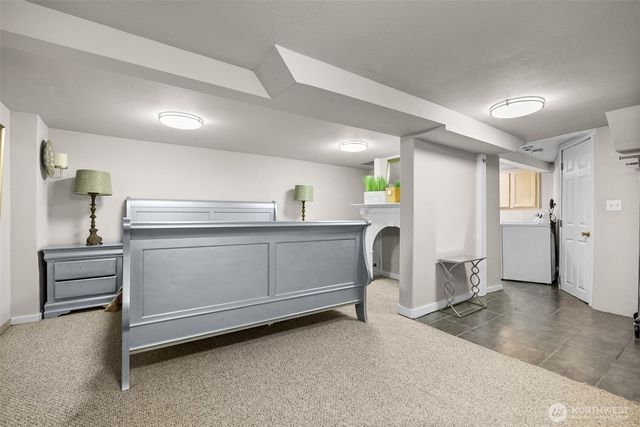 2569 E Williams Lane, Port Orchard, WA 98366