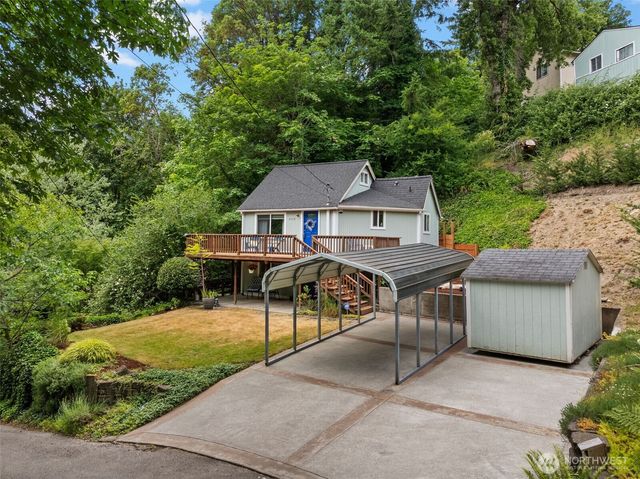 2569 E Williams Lane, Port Orchard, WA 98366