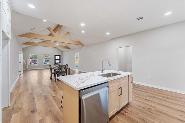 1208 Richard Avenue, Pasadena, TX 77506