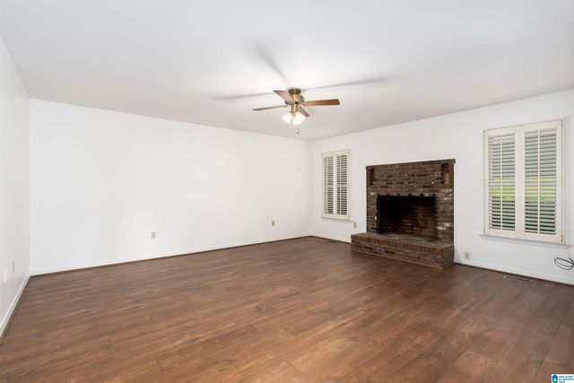 2500 SPRAYBERRY ROAD, Pell City, AL 35125